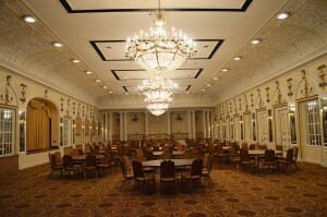 Photo credit: Banquet hall via flickr (license)